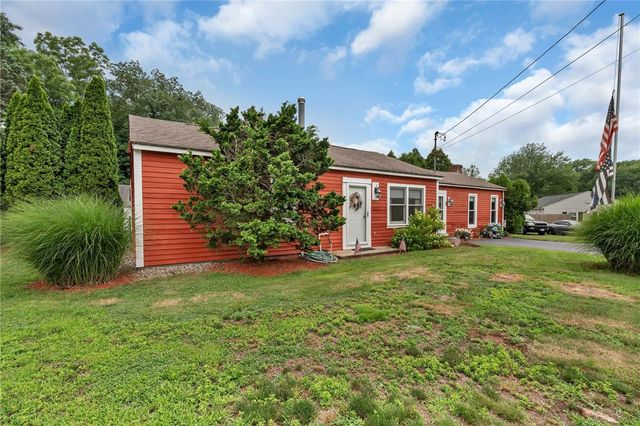 3 Douglas Circle, Smithfield, RI 02828