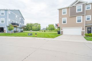 2714 NW Lois Lane, Ankeny, IA 50023