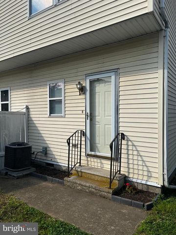 220 FRANKLIN ST, Trenton, NJ 08611