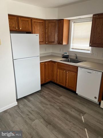 220 FRANKLIN ST, Trenton, NJ 08611