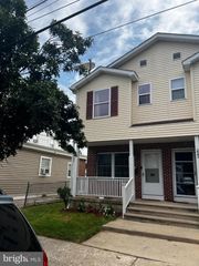 220 FRANKLIN ST, Trenton, NJ 08611