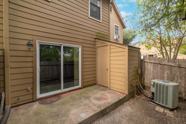 11404 Walnut Ridge DR 4, Austin, TX 78753