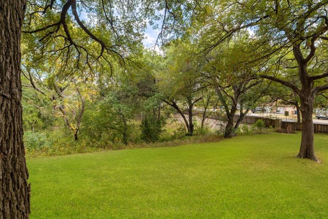 11404 Walnut Ridge DR 4, Austin, TX 78753
