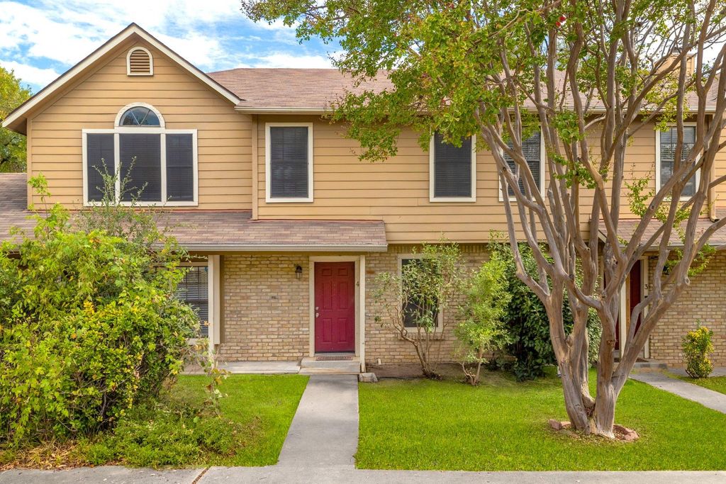11404 Walnut Ridge DR 4, Austin, TX 78753