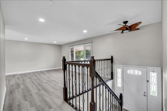 4255 Dixon Drive, Hoffman Estates, IL 60192