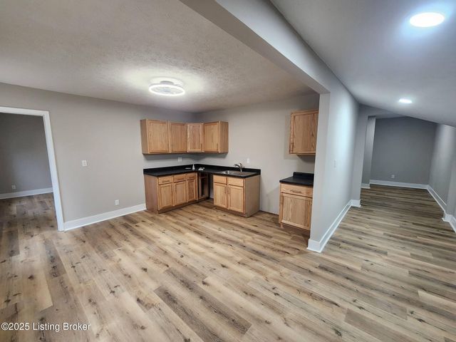 322 Meadow Lane Ln, Elizabethtown, KY 42701