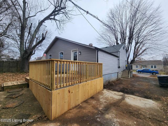 322 Meadow Lane Ln, Elizabethtown, KY 42701