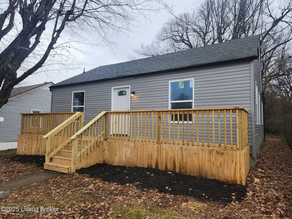 322 Meadow Lane Ln, Elizabethtown, KY 42701