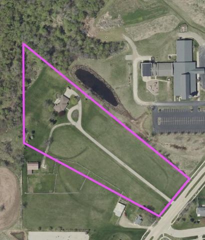 2108 LAWRENCE DRIVE, De Pere, WI 54115