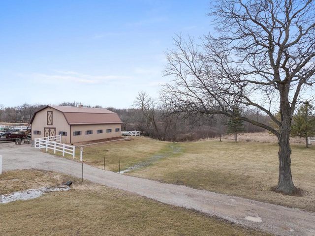 2108 LAWRENCE DRIVE, De Pere, WI 54115