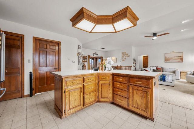 2108 LAWRENCE DRIVE, De Pere, WI 54115