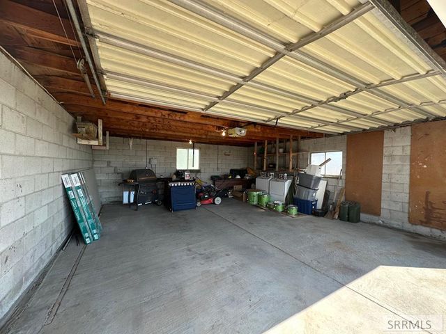 499 N 400 E, Firth, ID 83236