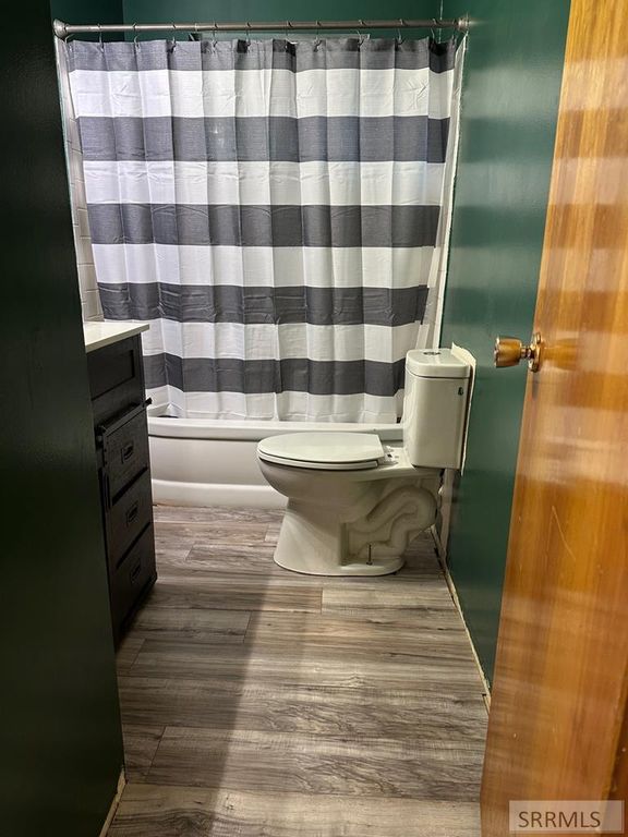 Image 14 of property listing at 499 N 400 E, Firth, ID 83236