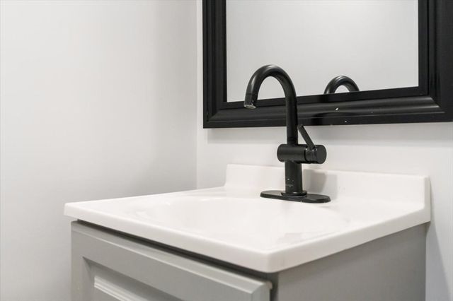 94 Myrtle St, Ashland, MA 01721