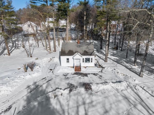 94 Myrtle St, Ashland, MA 01721