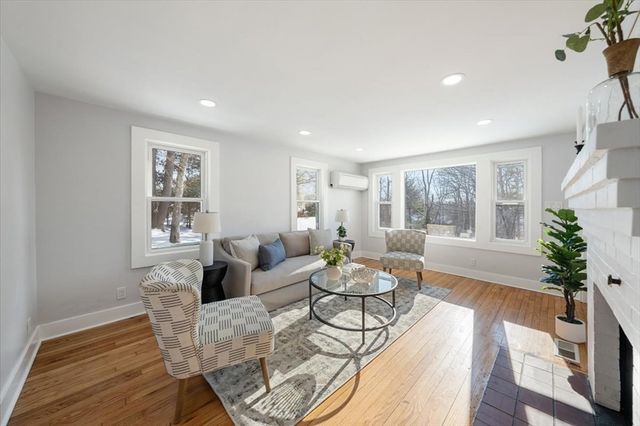 94 Myrtle St, Ashland, MA 01721