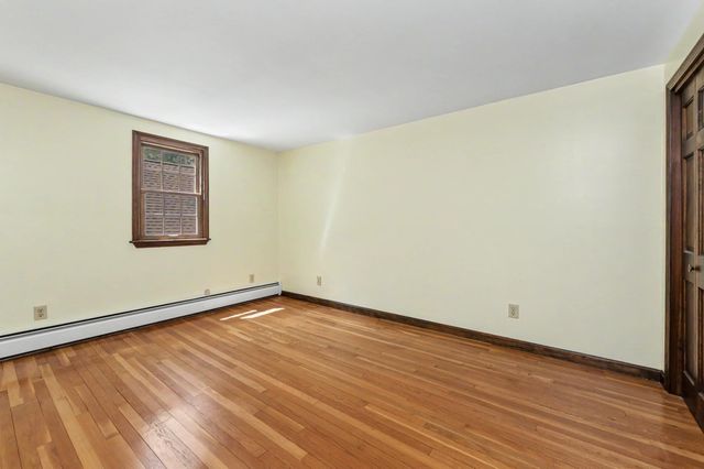 10 Fox Den Road, Hollis, NH 03049