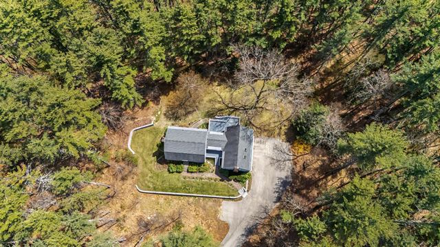 10 Fox Den Road, Hollis, NH 03049
