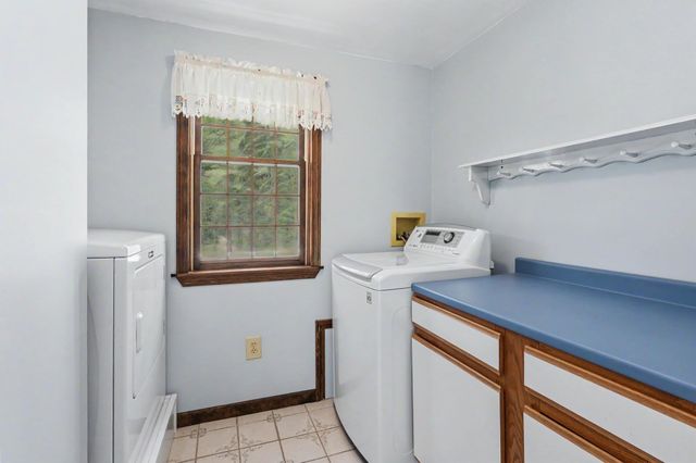 10 Fox Den Road, Hollis, NH 03049