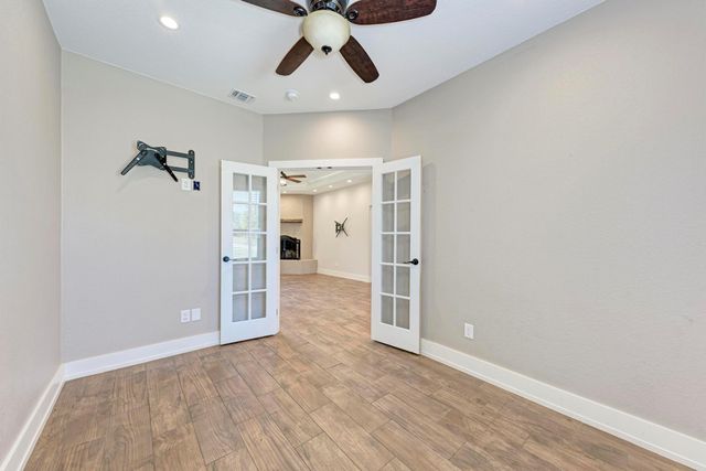 110 Chaumont ST, Kingsland, TX 78639