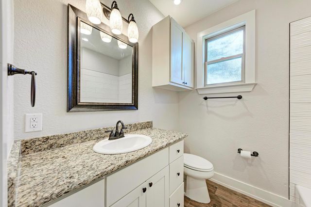 110 Chaumont ST, Kingsland, TX 78639