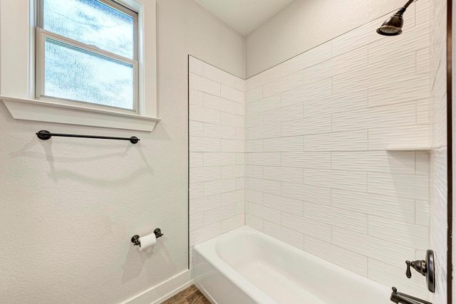 110 Chaumont ST, Kingsland, TX 78639