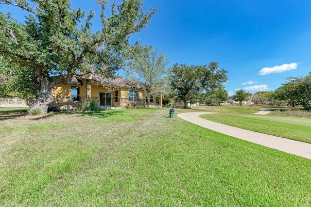 110 Chaumont ST, Kingsland, TX 78639