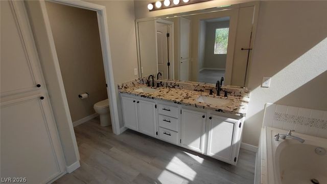 13 Desert Dawn Lane, Henderson, NV 89074