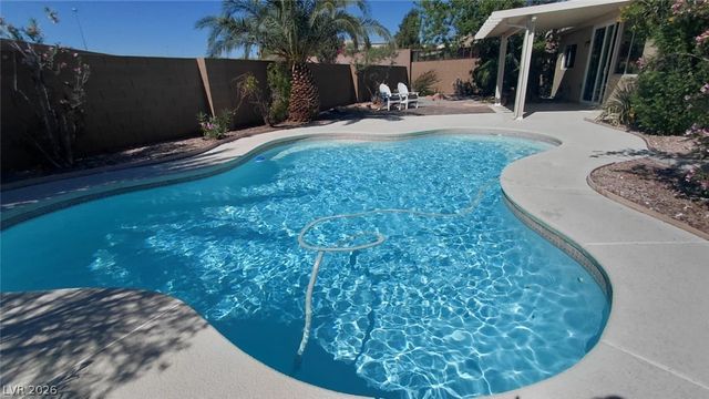 13 Desert Dawn Lane, Henderson, NV 89074