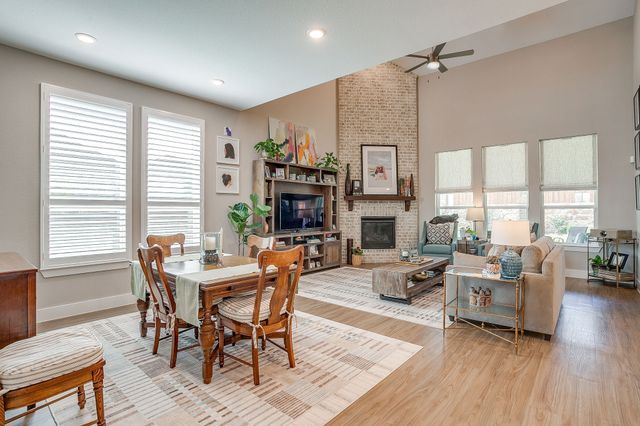 2132 Rolling Oaks Drive, Fort Worth, TX 76008