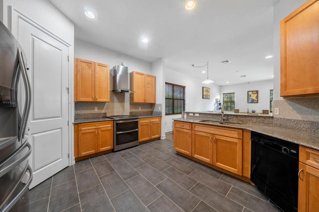 7302 NW 111th Way, Parkland, FL 33076