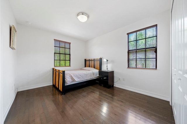 7302 NW 111th Way, Parkland, FL 33076