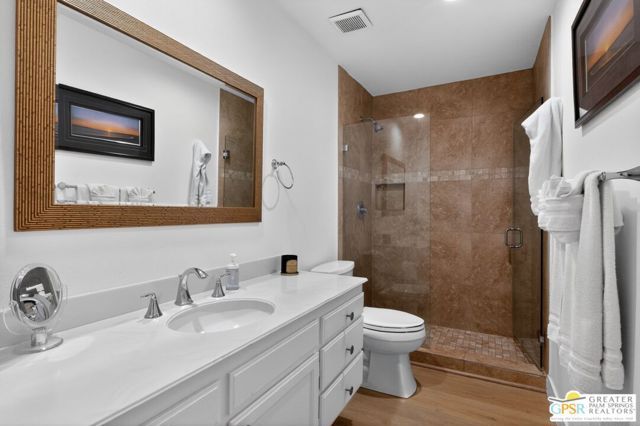 226 La Paz Way, Palm Desert, CA 92260