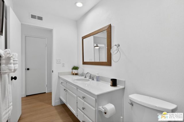 226 La Paz Way, Palm Desert, CA 92260