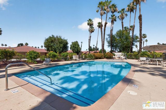 226 La Paz Way, Palm Desert, CA 92260