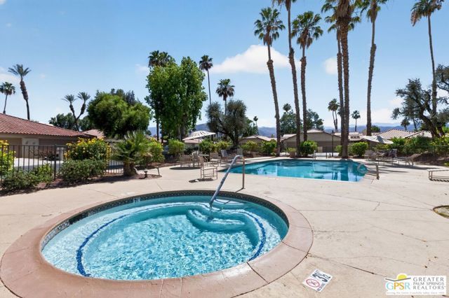 226 La Paz Way, Palm Desert, CA 92260