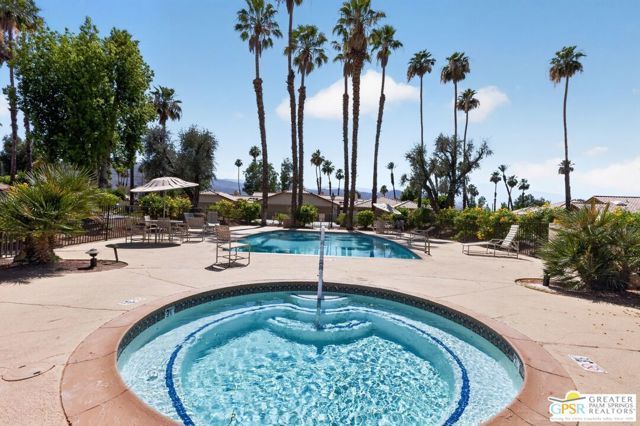 226 La Paz Way, Palm Desert, CA 92260