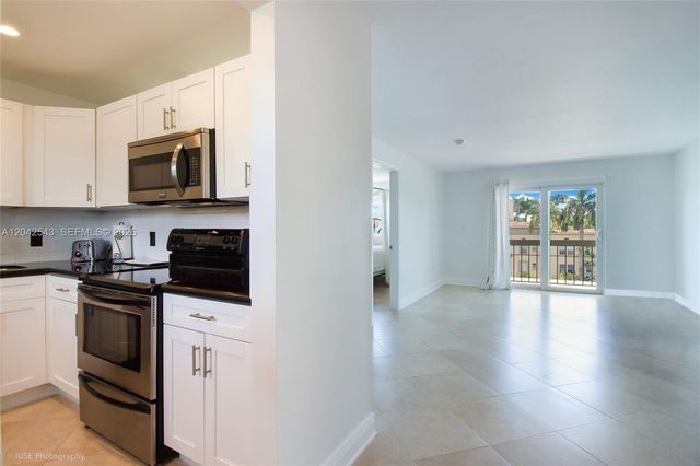 1612 Jefferson Avenue PH03, Miami Beach, FL 33139
