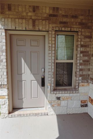 15161 Canyon Rapids Road, Conroe, TX 77302