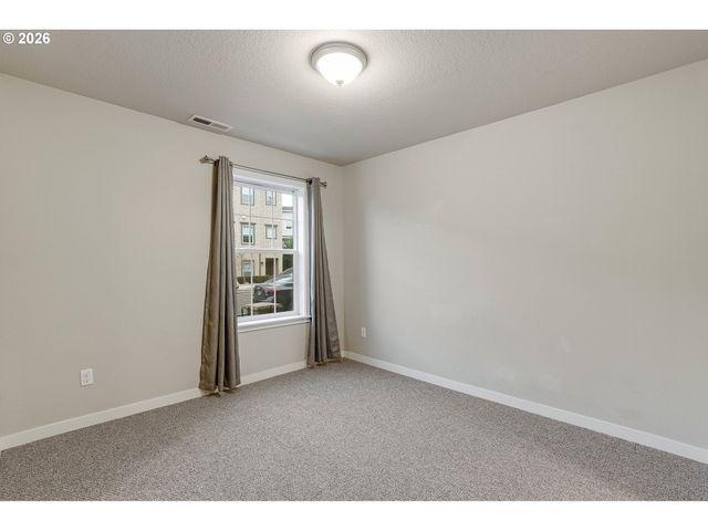 28829 Sw VILLEBOIS Dr, Wilsonville, OR 97070