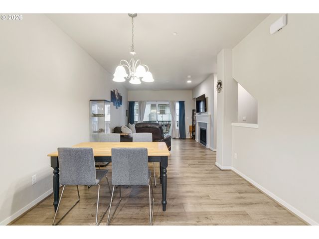 28829 Sw VILLEBOIS Dr, Wilsonville, OR 97070