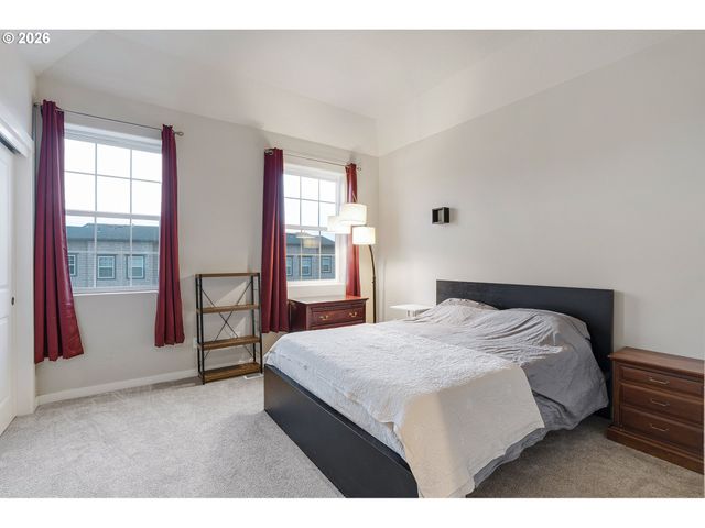 28829 Sw VILLEBOIS Dr, Wilsonville, OR 97070