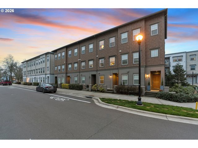 28829 Sw VILLEBOIS Dr, Wilsonville, OR 97070