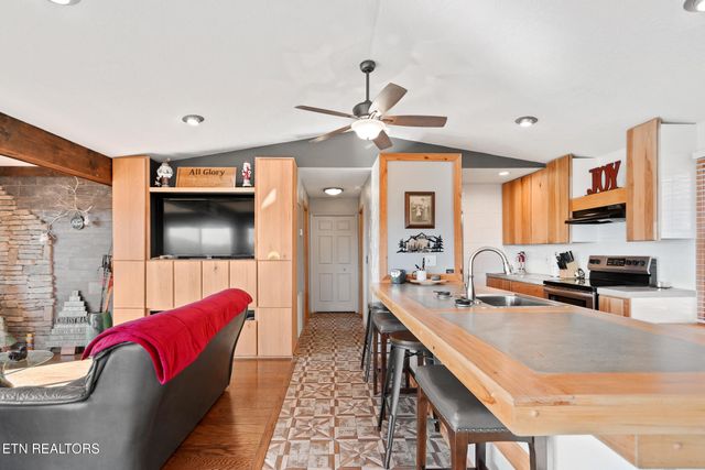 3307 Chinquapin Drive, Sevierville, TN 37876