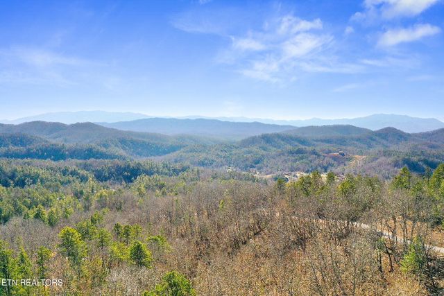 3307 Chinquapin Drive, Sevierville, TN 37876
