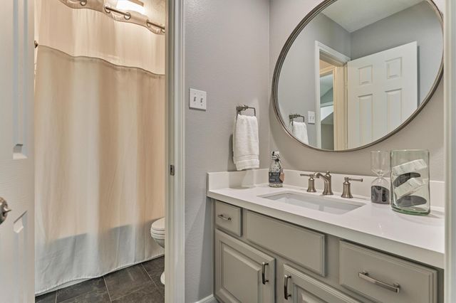 170 N Hazelcrest Circle, The Woodlands, TX 77382