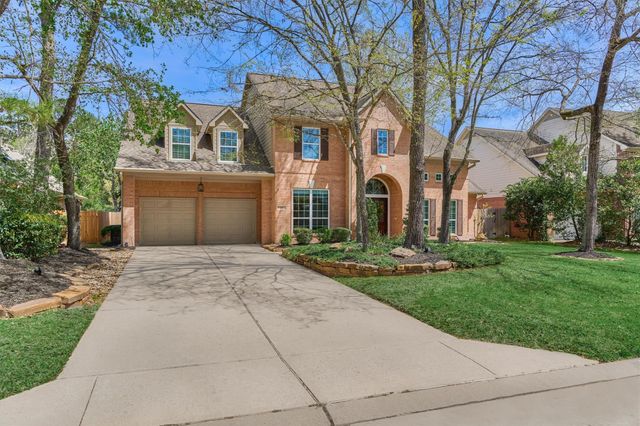 170 N Hazelcrest Circle, The Woodlands, TX 77382