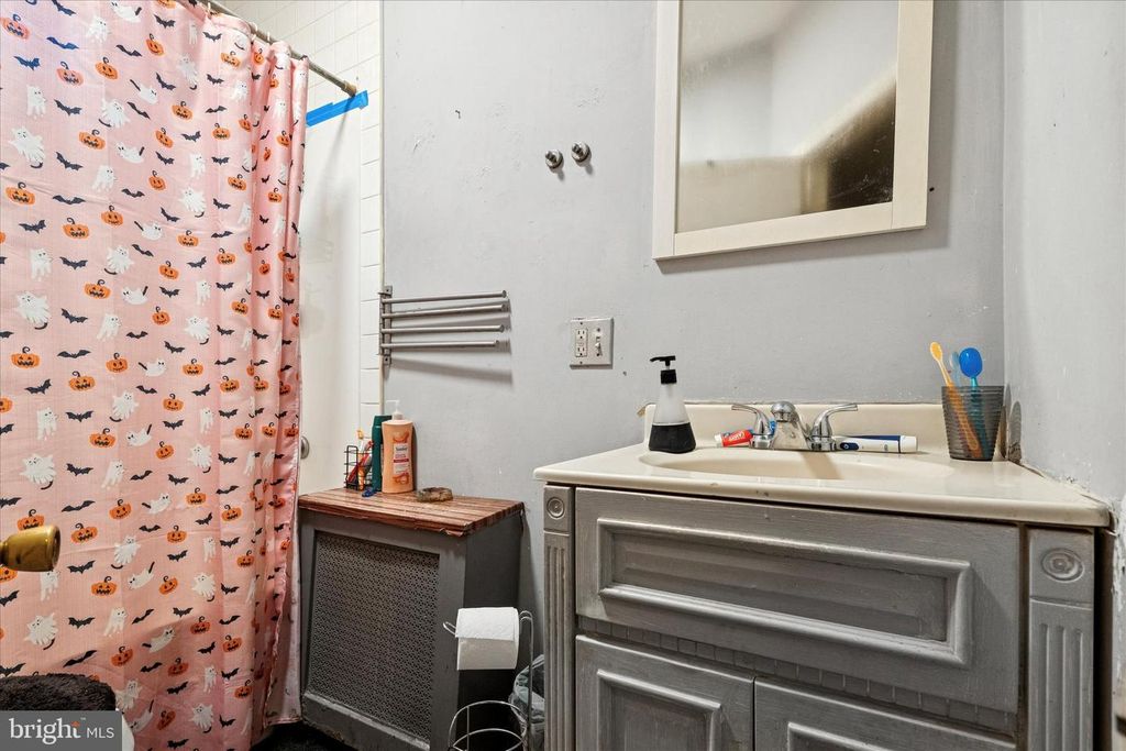 Image 10 of property listing at 2808 MEMPHIS ST, Philadelphia, PA 19134