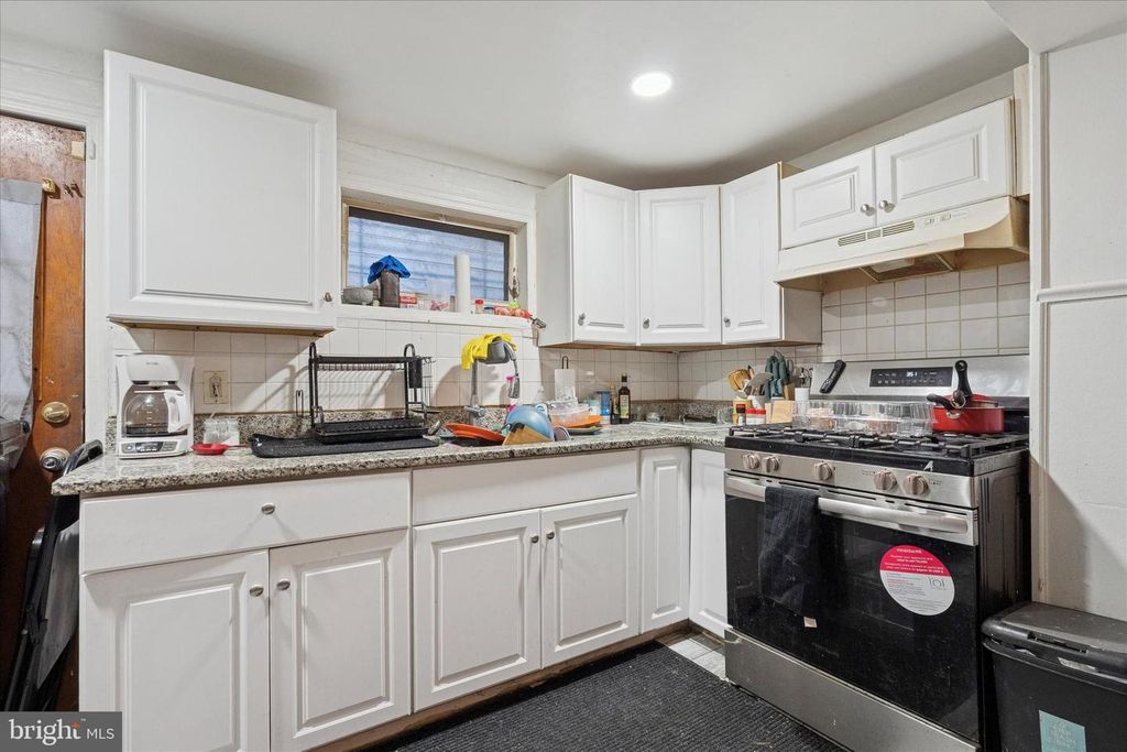 Image 6 of property listing at 2808 MEMPHIS ST, Philadelphia, PA 19134