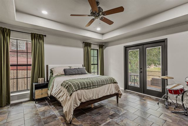 129 Donna Drive, Gun Barrel City, TX 75156